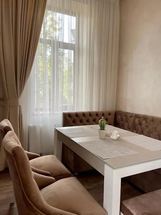 Pride Apartment Львов Украина